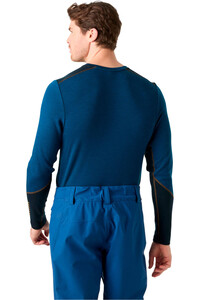 Helly Hansen camiseta térmica manga larga hombre LIFA MERINO MIDWEIGHT CREW vista trasera