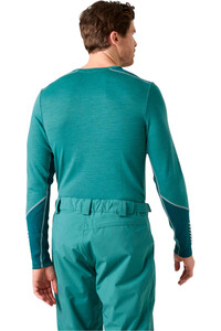 Helly Hansen camiseta térmica manga larga hombre LIFA MERINO MIDWEIGHT CREW vista trasera