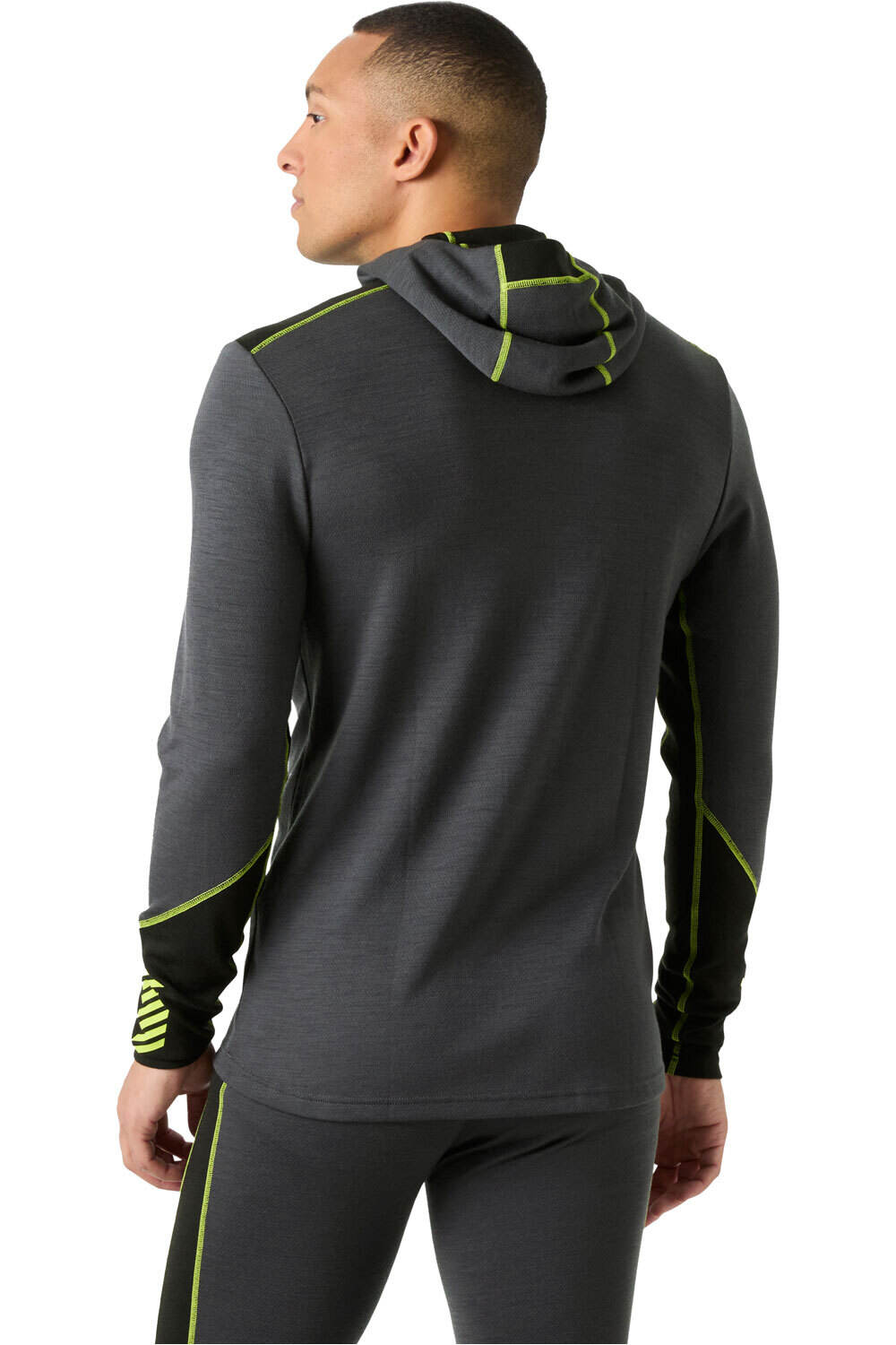 Helly Hansen camiseta térmica manga larga hombre LIFA MERINO MIDWEIGHT HOODIE vista trasera