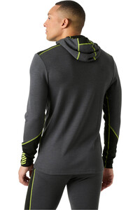 Helly Hansen camiseta térmica manga larga hombre LIFA MERINO MIDWEIGHT HOODIE vista trasera