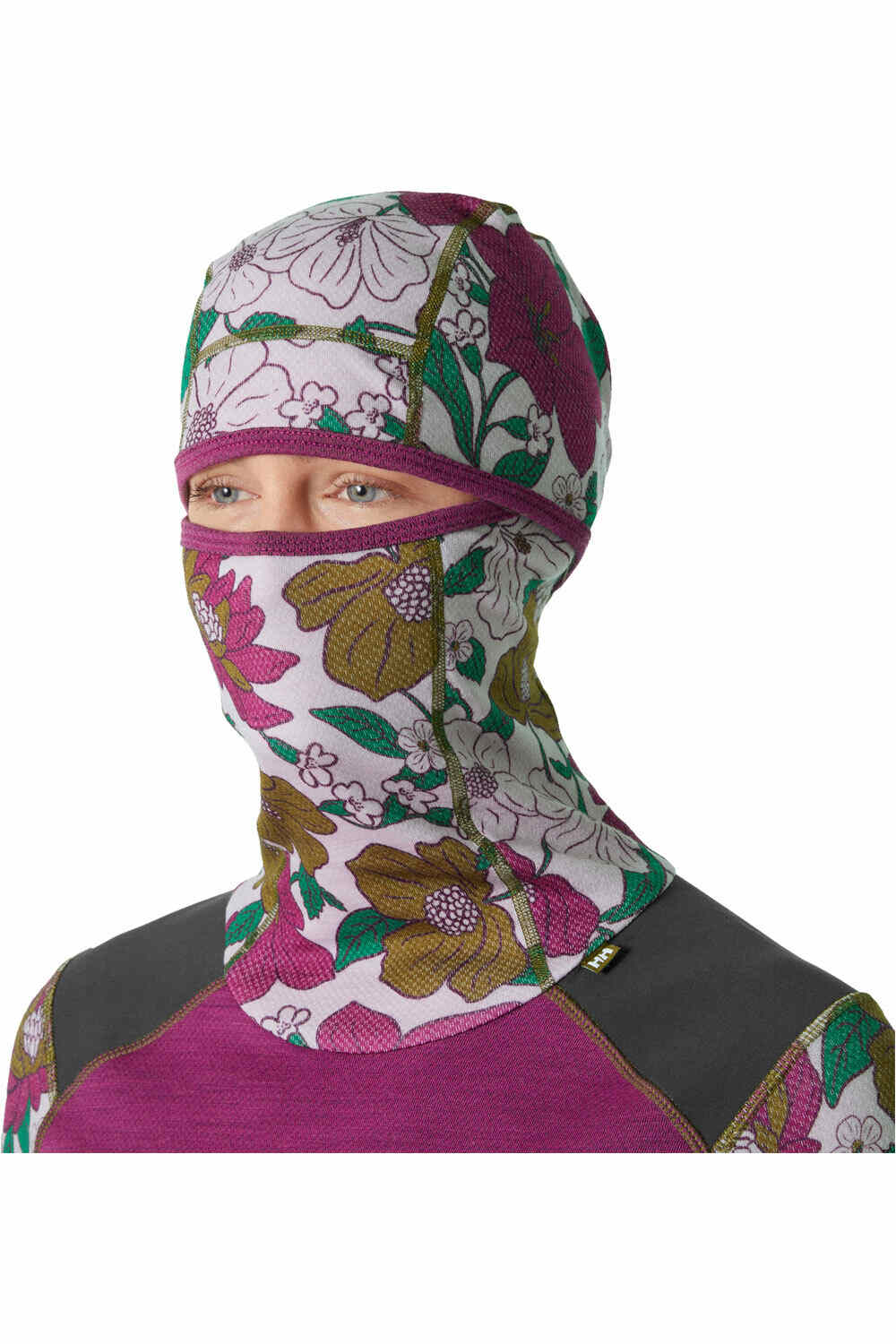 Helly Hansen camiseta térmica manga larga mujer W LIFA MERINO MIDW BLC HOODIE vista detalle