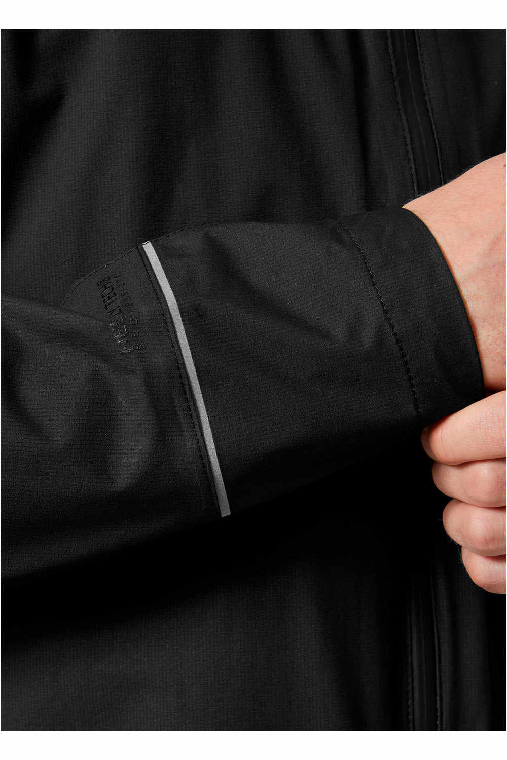 Helly Hansen chaqueta impermeable hombre FAST LIGHT RAIN JACKET vista detalle