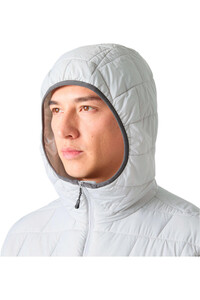 Helly Hansen chaqueta outdoor hombre LIFALOFT HOODED INSULATOR vista detalle