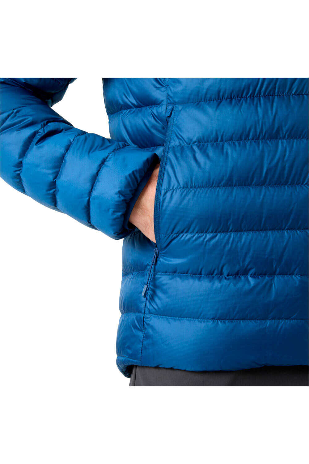 Helly Hansen chaqueta outdoor hombre VERGLAS DOWN  JACKET 2.0 vista detalle