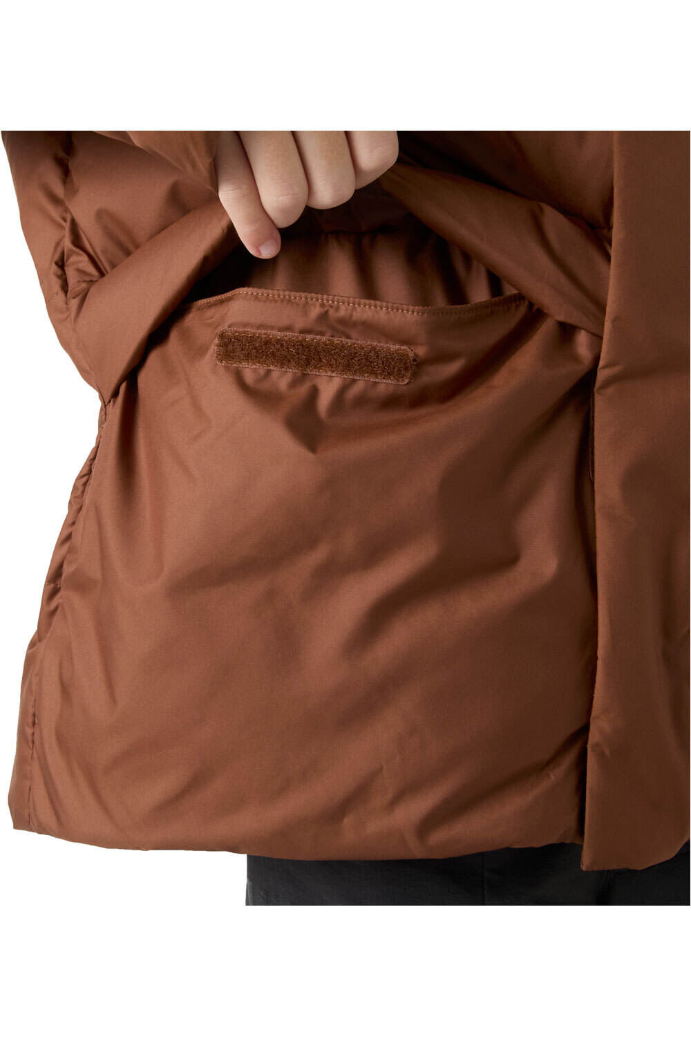Helly Hansen chaqueta outdoor niño JR SPECTER PUFFY JACKET vista detalle