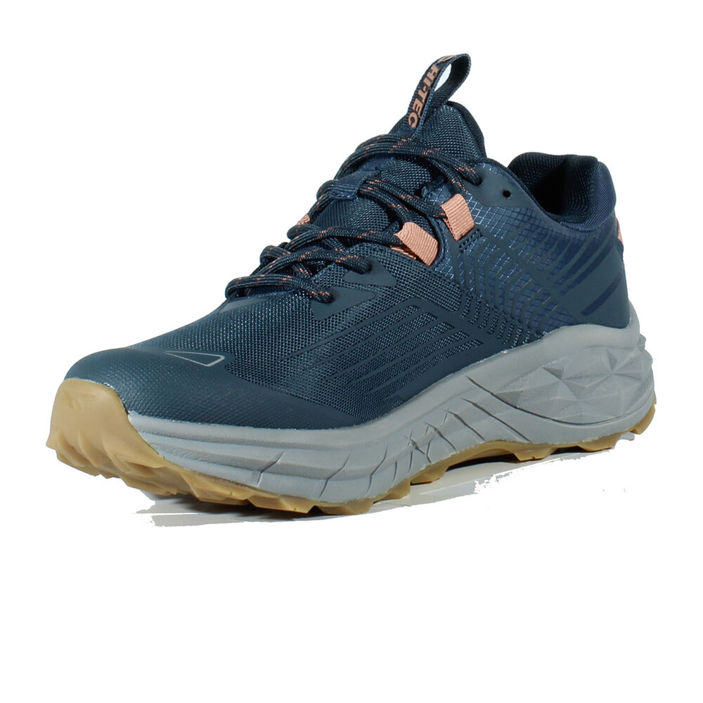 Hi Tec zapatilla trekking mujer FUSE TRAIL LOW WOMEN vista trasera