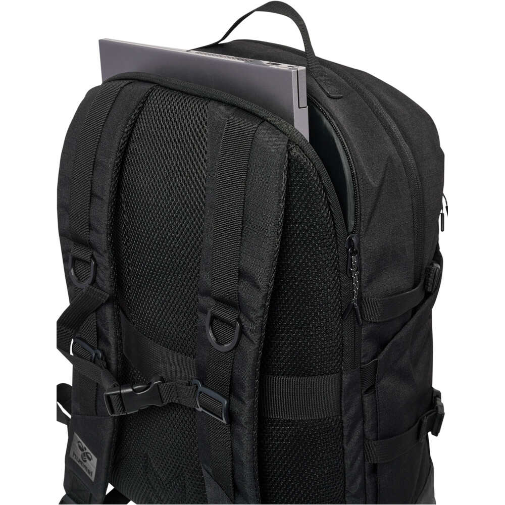 Hummel merchandaising equipos de fútbol oficiales EIBAR 27 TRAVEL BACK PACK 02