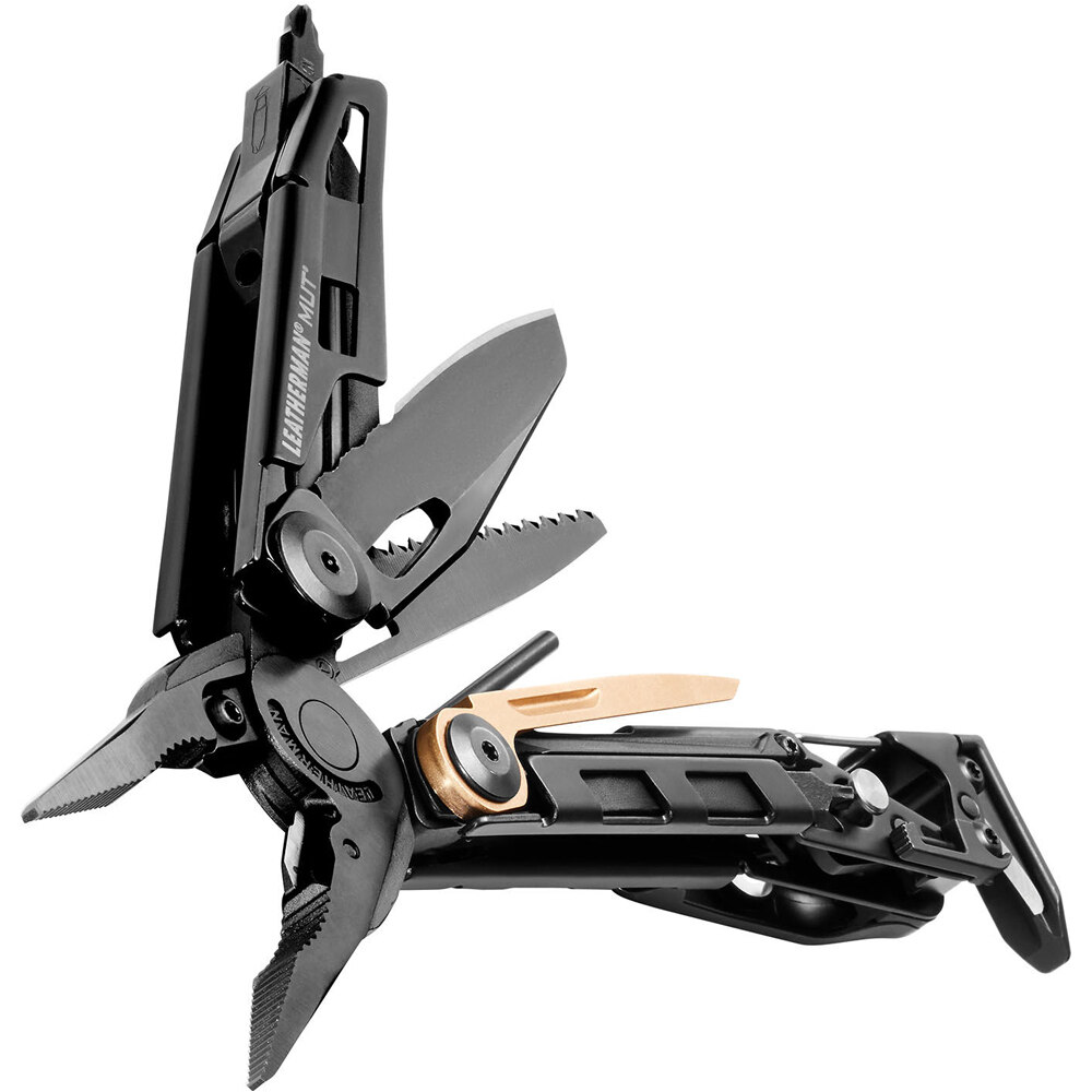 Leatherman multiherramienta MUT, funda Molle 02