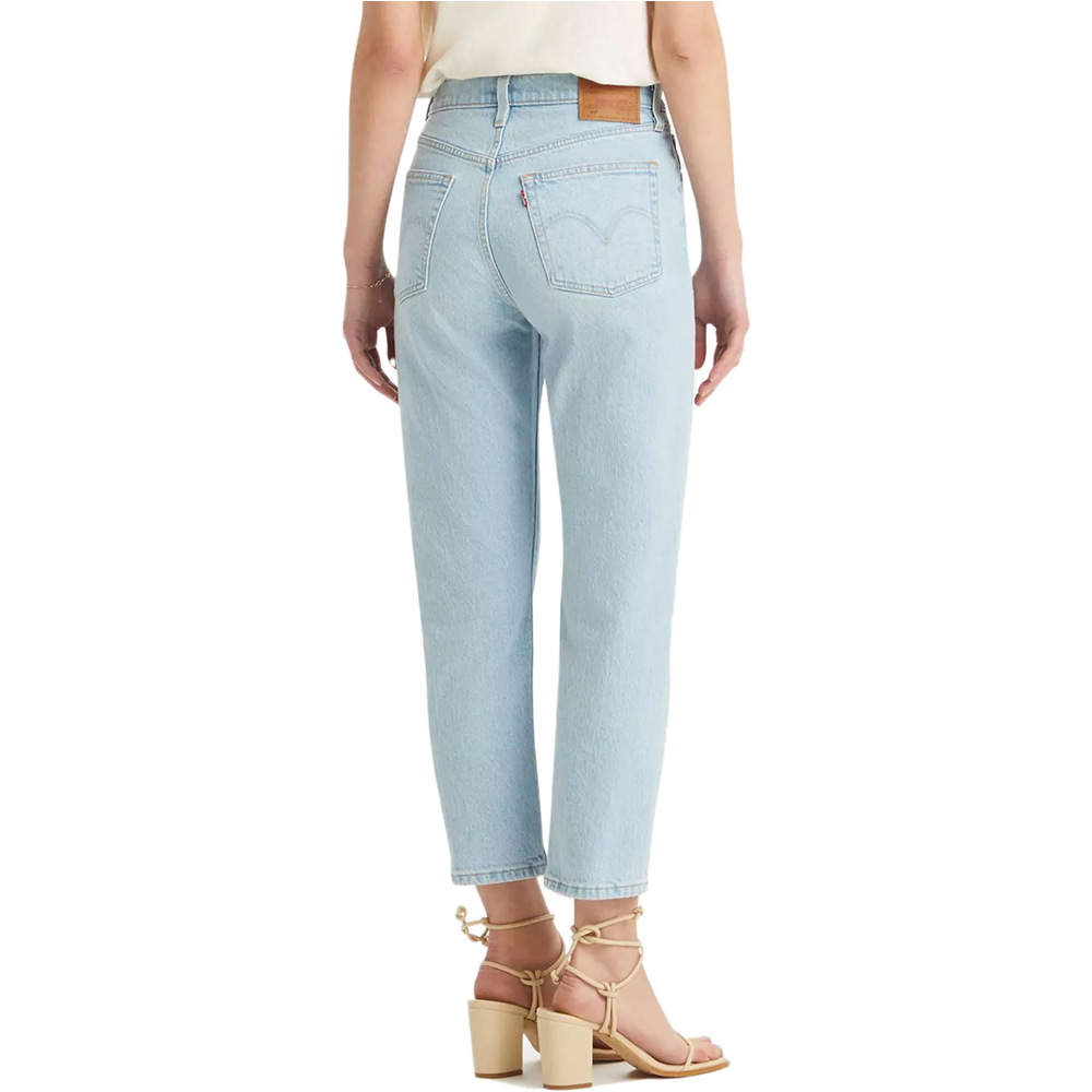 Levi'S pantalón mujer 501 CROP LIGHT INDIGO - WORN IN vista trasera
