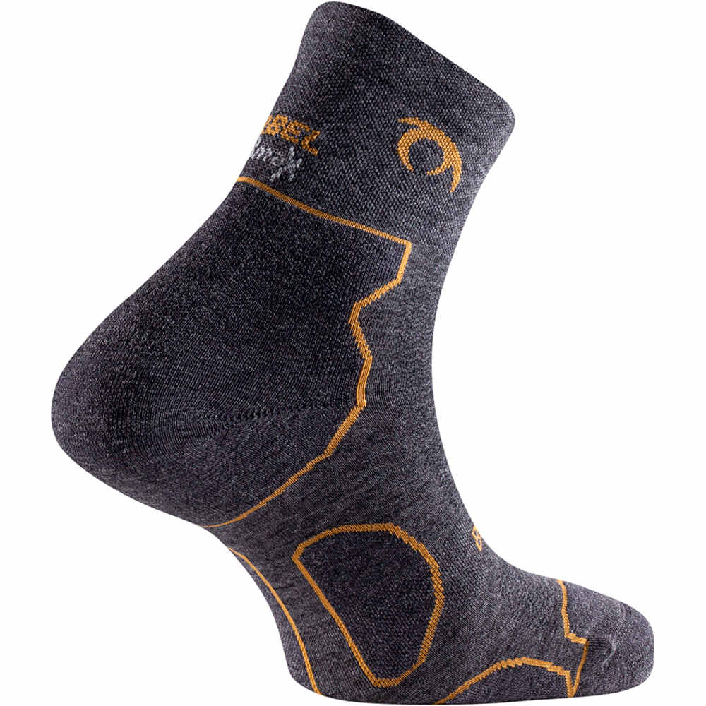 Lurbel calcetines montaña Taiga three 01