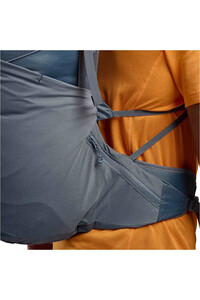 Montane mochila montaña TRAILBLAZER 44 02