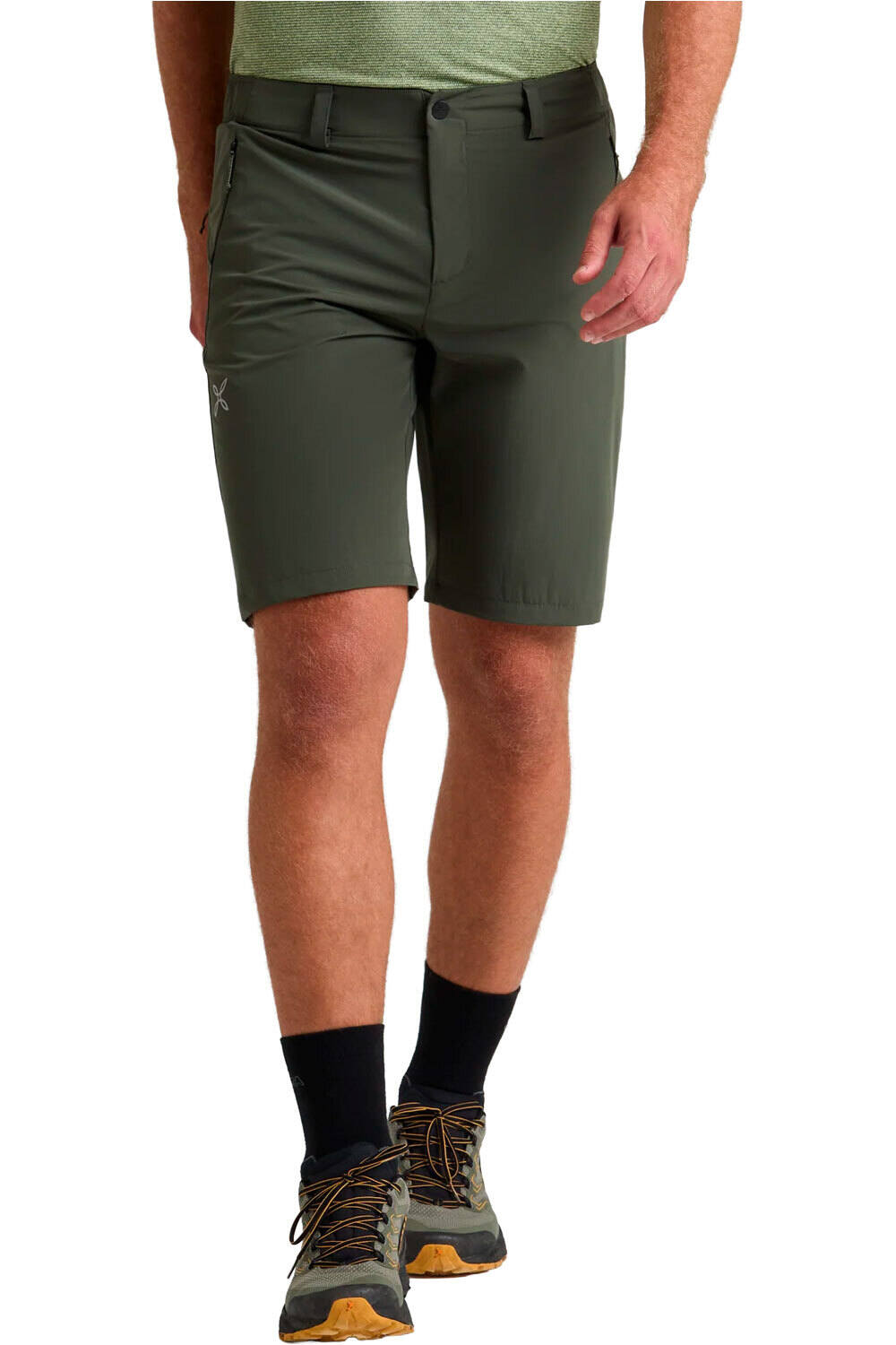 Montura pantalón corto montaña hombre WALK BERMUDA vista frontal