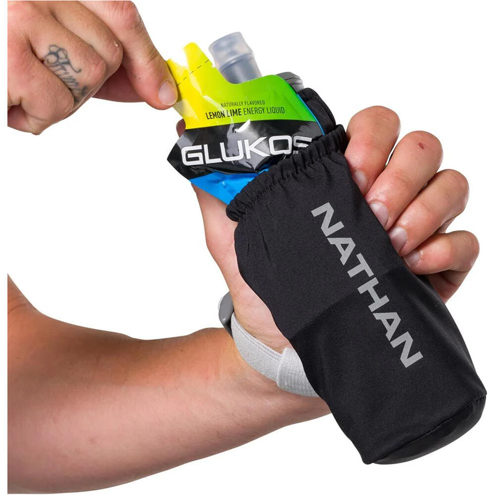 Nathan varios running Pinnacle 14oz Soft Flask 06