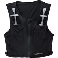 Nathan varios running Wm's AeroZip 1L 02