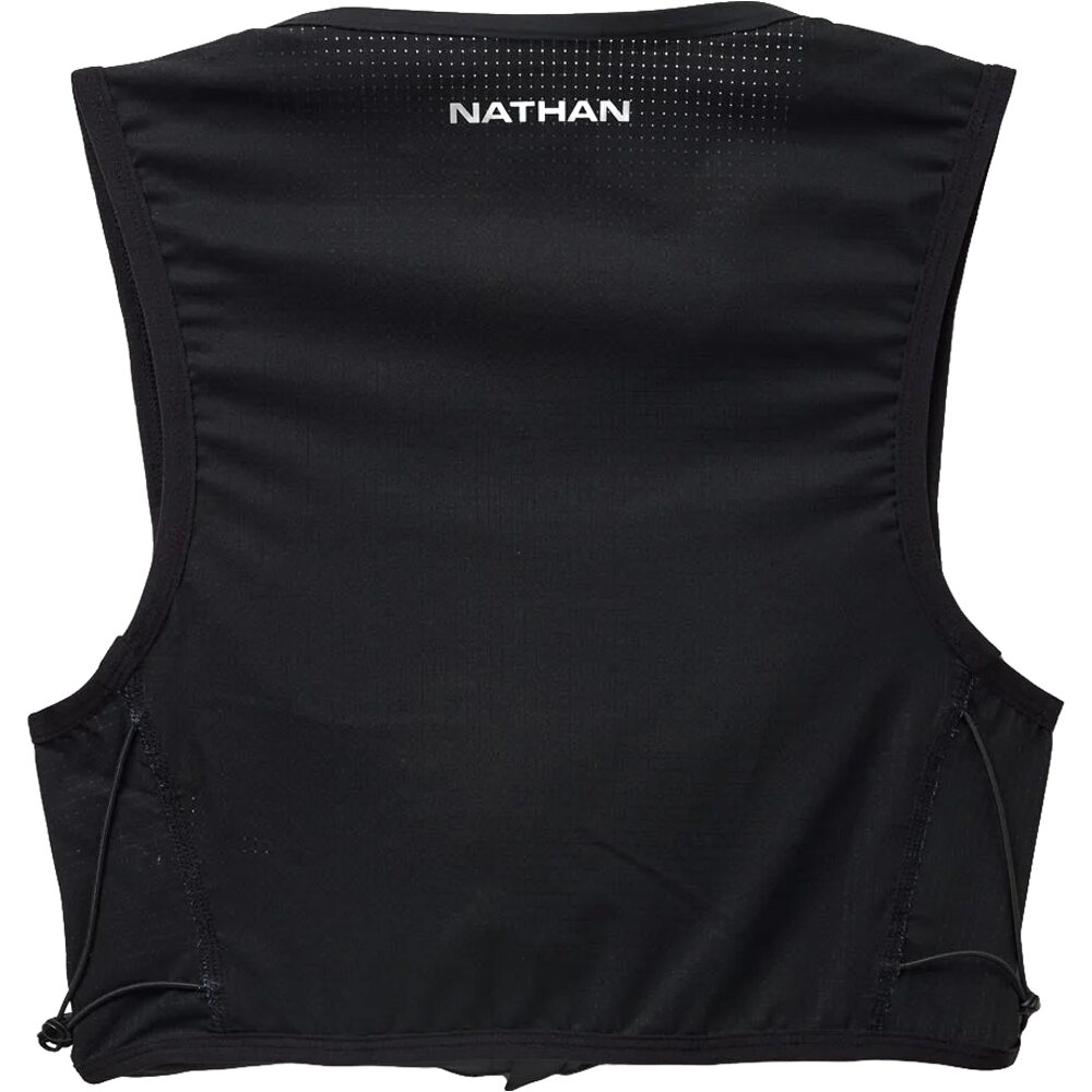 Nathan varios running Wm's AeroZip 1L 03