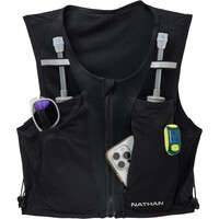 Nathan varios running Wm's AeroZip 1L 04