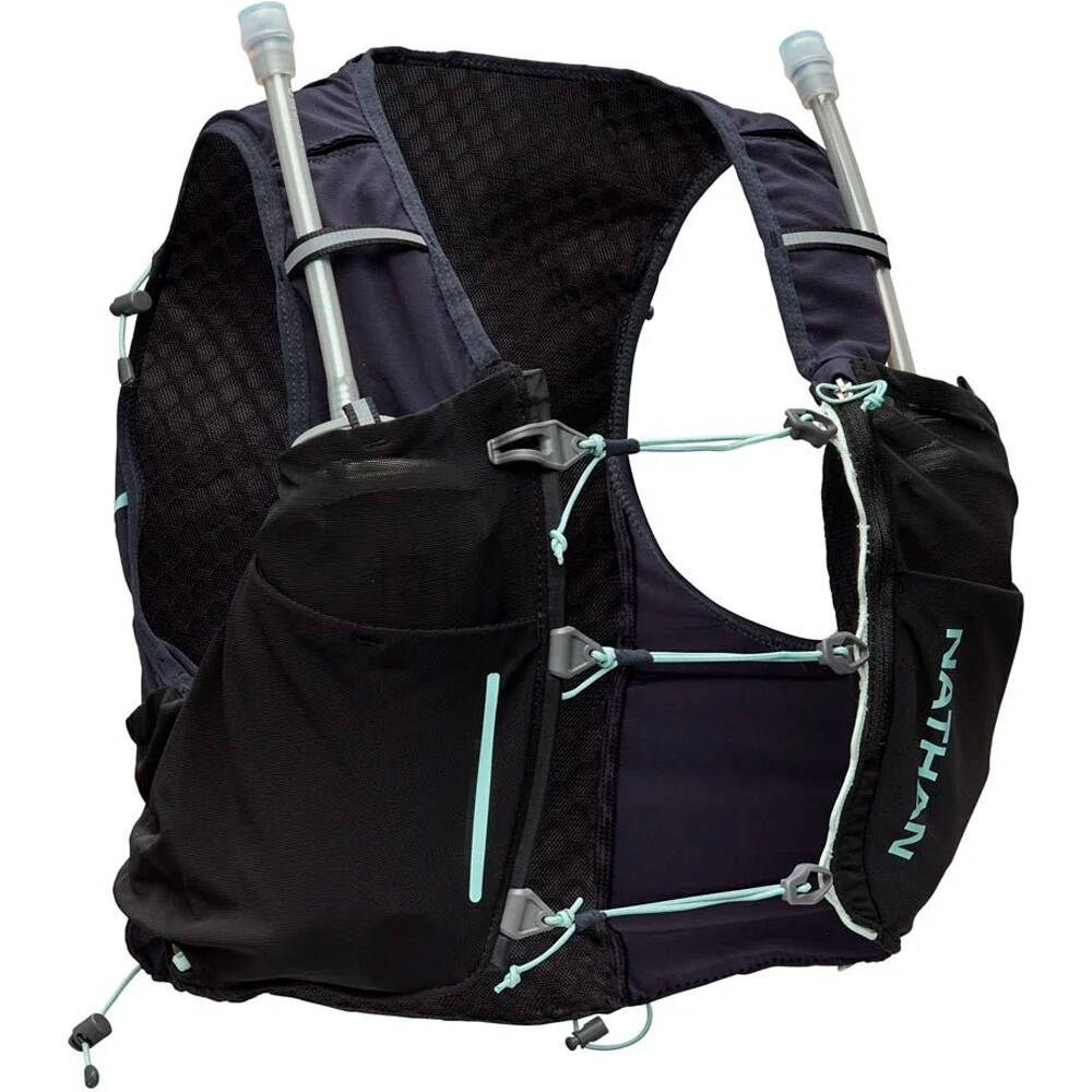 Nathan varios running Wm's Pinnacle Pro 6L 07