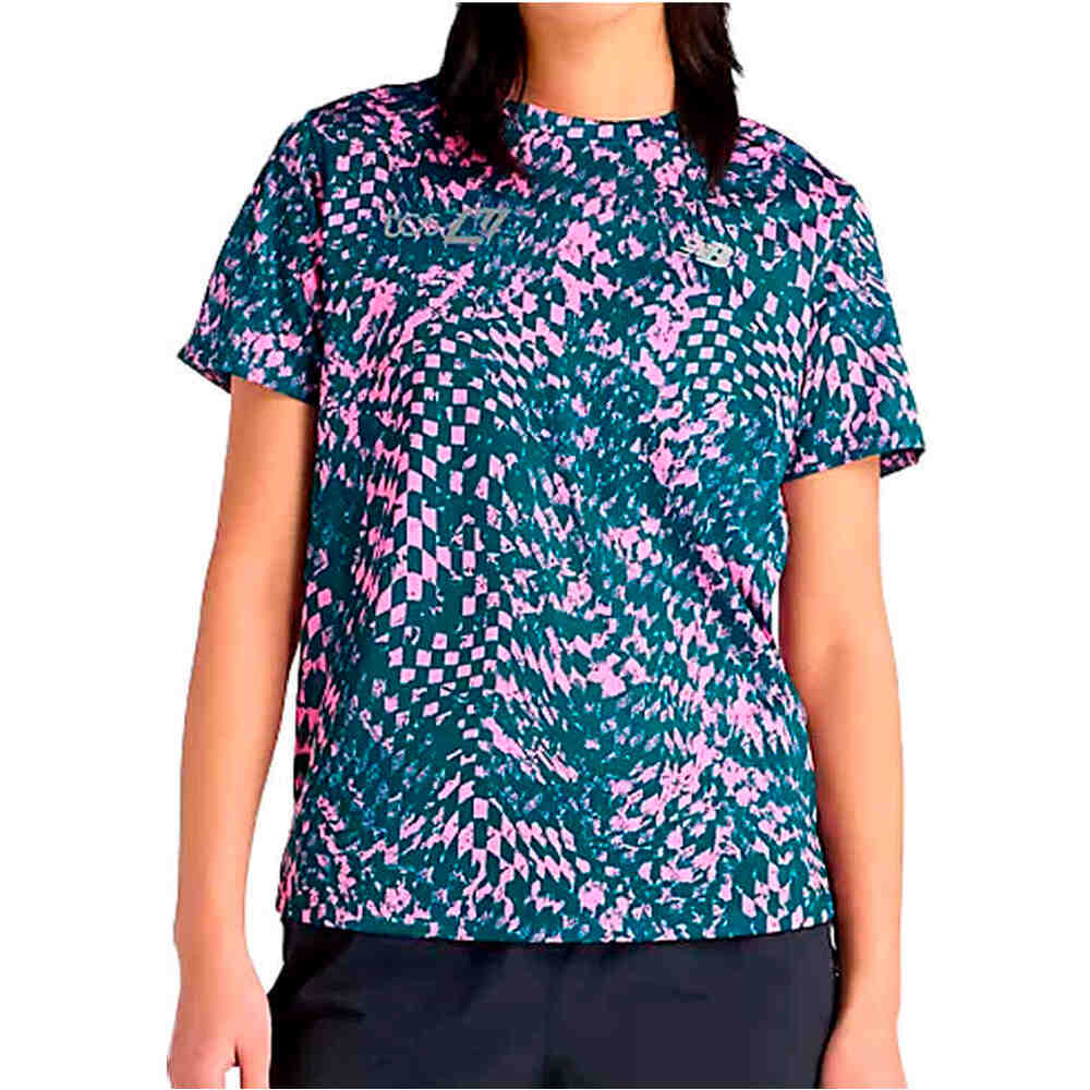 New Balance camiseta entrenamiento manga corta mujer London Edition Athletics Printed T-Shirt vista frontal