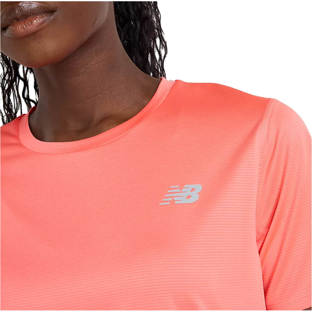 New Balance camiseta entrenamiento manga corta mujer Sport Essentials T-Shirt 03