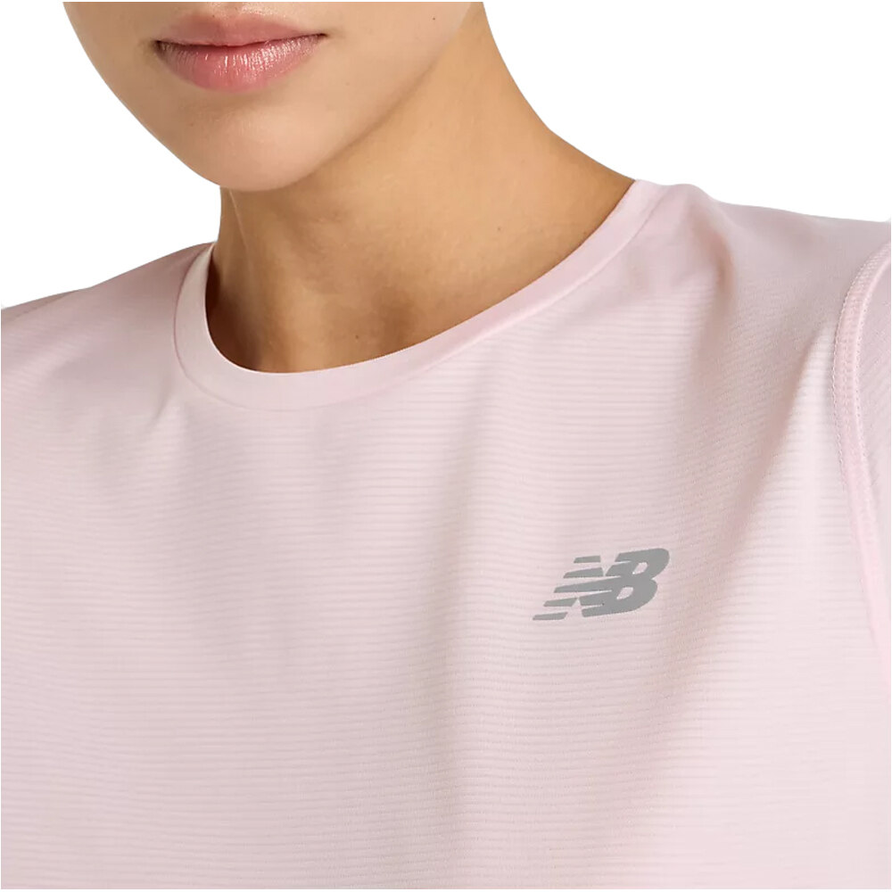 New Balance camiseta entrenamiento manga corta mujer Sport Essentials T-Shirt 03