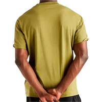 New Balance camiseta manga corta hombre Sport Essentials Cotton T-Shirt vista trasera