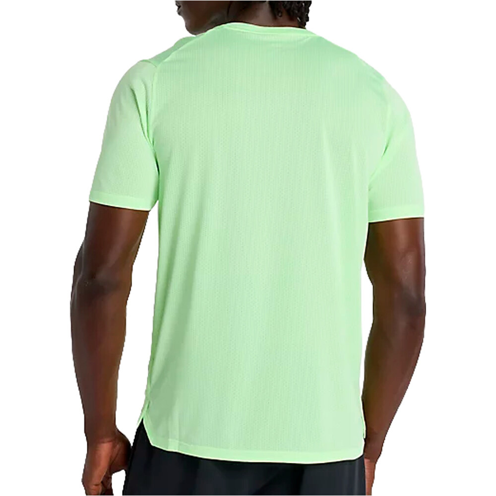 New Balance camiseta técnica manga corta hombre Athletics T-Shirt vista trasera