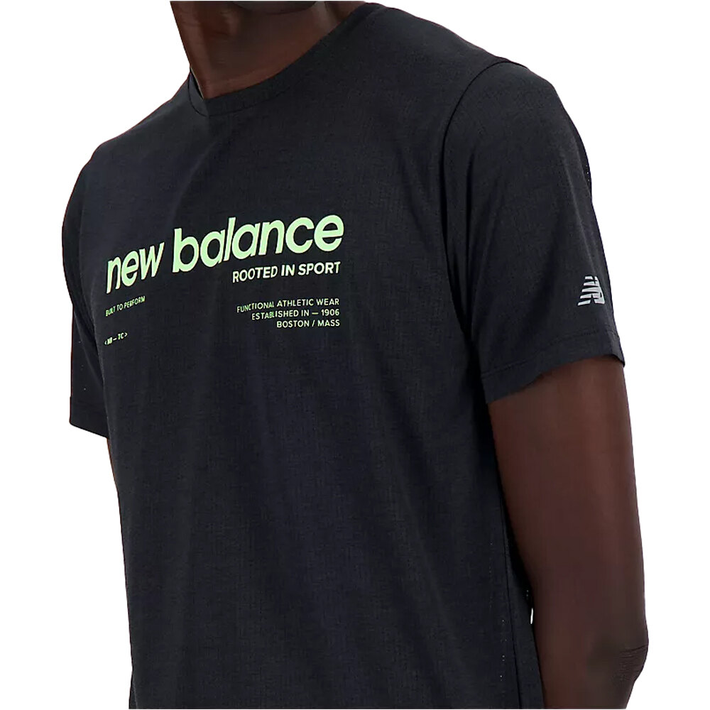 New Balance camiseta técnica manga corta hombre NB Athletics Printed Run T-Shirt 03