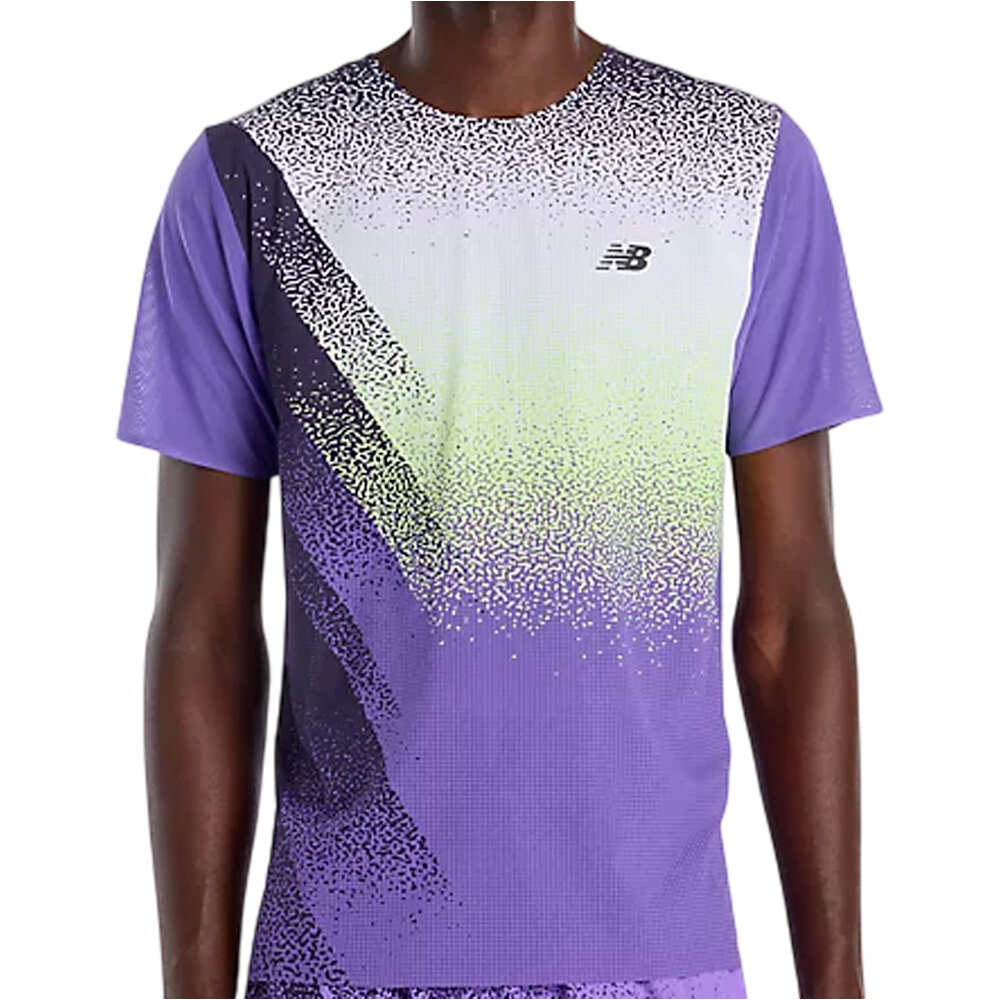 New Balance camiseta técnica manga corta hombre Race Day Ultra Light Printed T-Shirt vista frontal