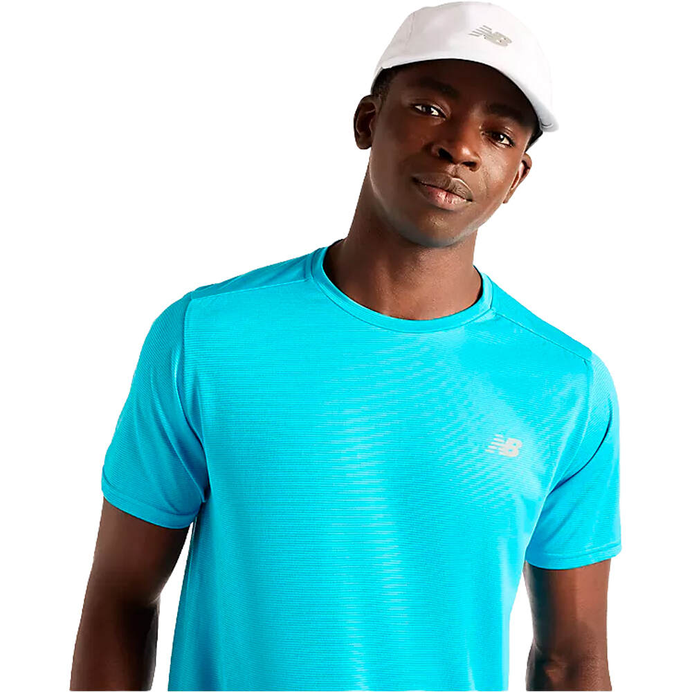 New Balance camiseta técnica manga corta hombre Sport Essential T-Shirt vista detalle