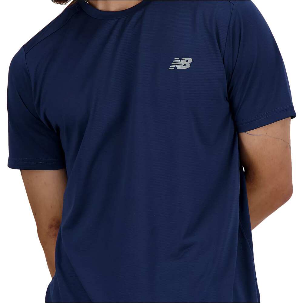 New Balance camiseta técnica manga corta hombre Sport Essentials T-Shirt 03