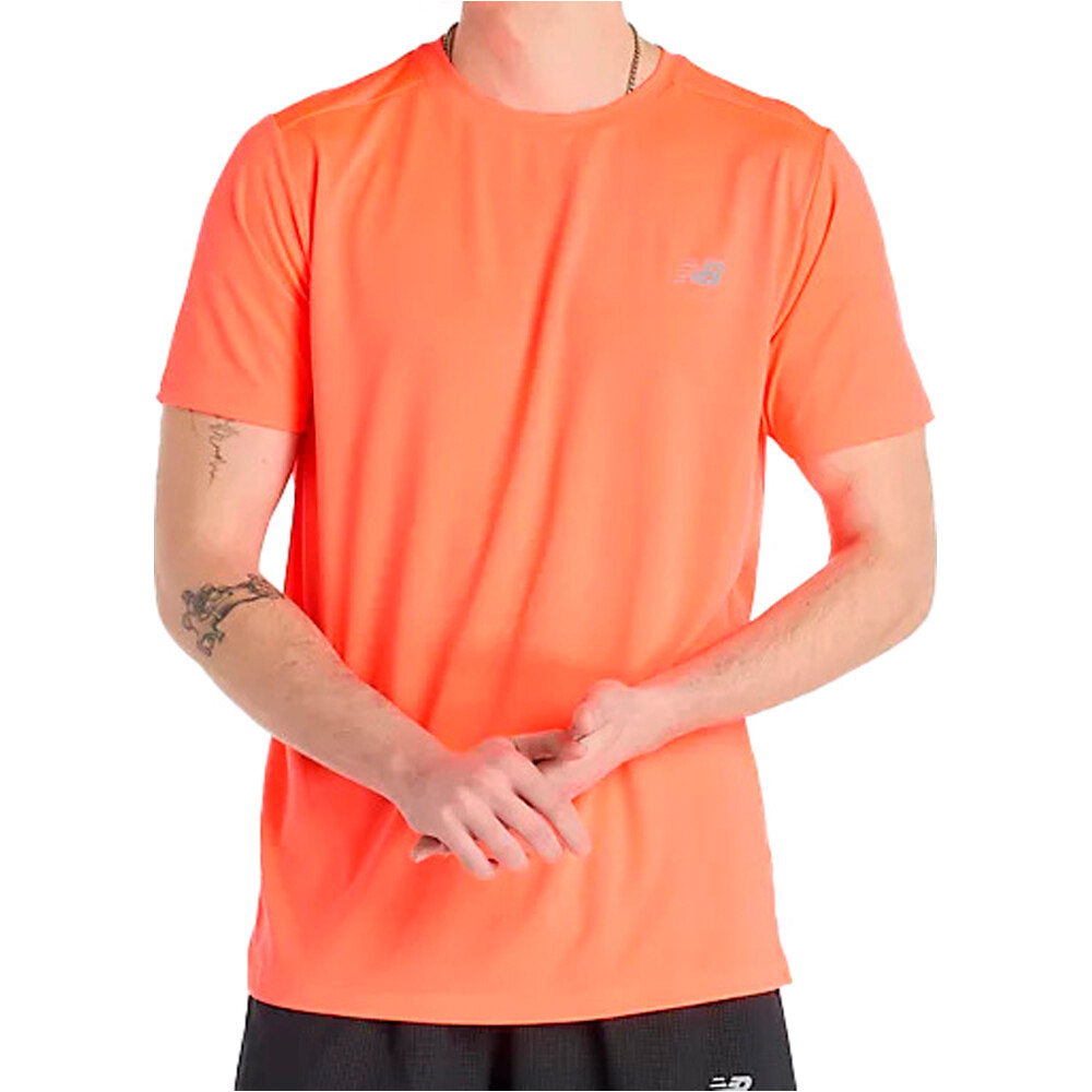 New Balance camiseta técnica manga corta hombre Sport Essentials T-Shirt vista frontal