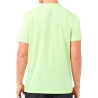 New Balance camiseta técnica manga corta hombre Sport Essentials T-Shirt vista trasera