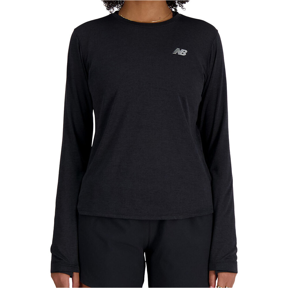 New Balance camiseta técnica manga larga mujer Athletics Long Sleeve vista frontal