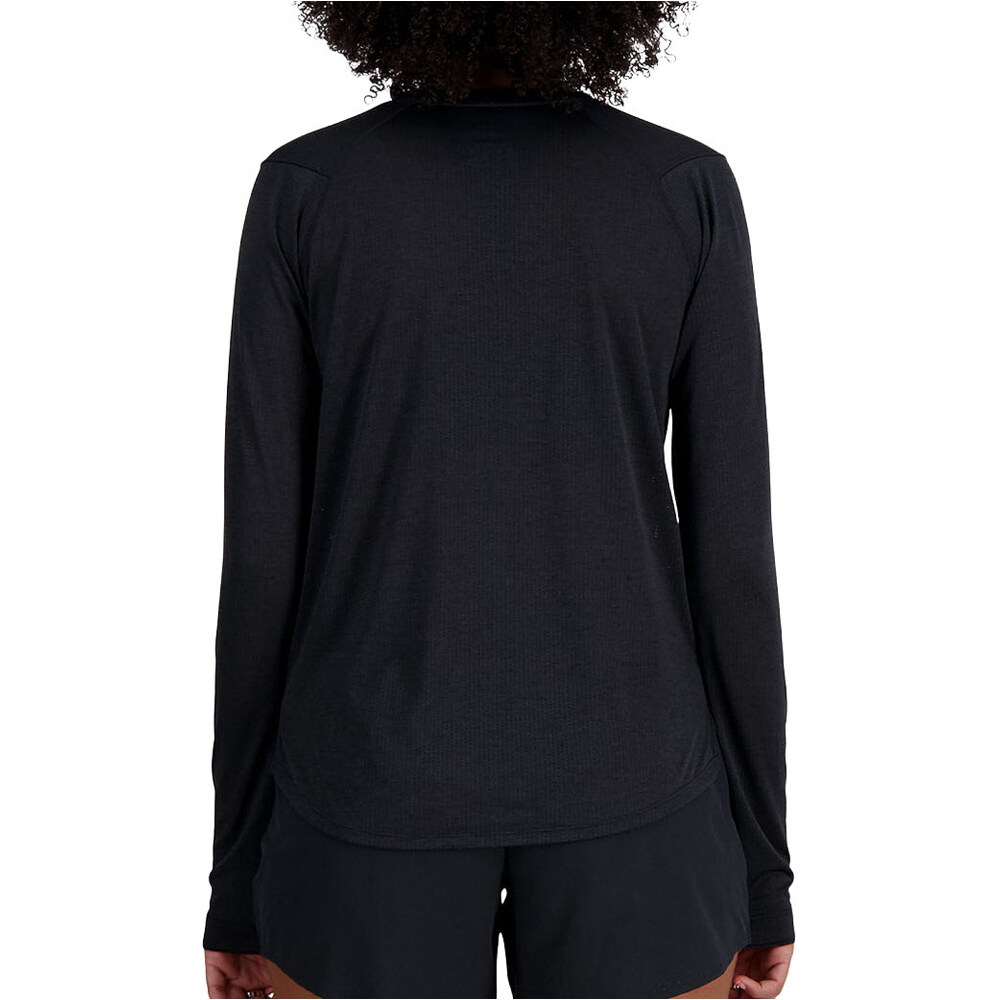 New Balance camiseta técnica manga larga mujer Athletics Long Sleeve vista trasera