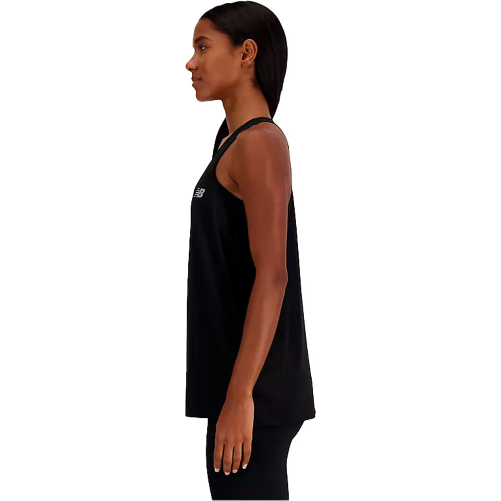 New Balance camiseta técnica tirantes mujer Sport Essentials Tank vista detalle