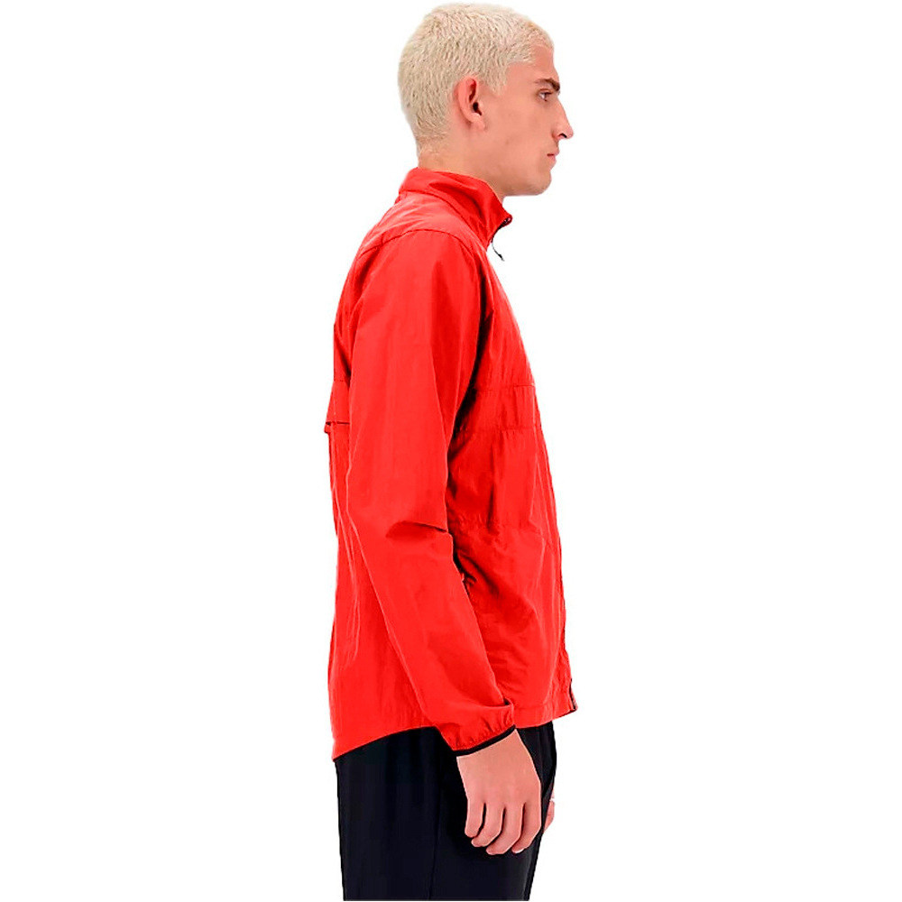 New Balance CHAQUETA RUNNING HOMBRE Athletics Packable Jacket vista detalle