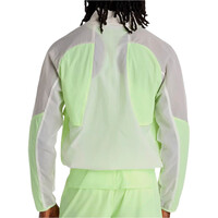 New Balance Chaqueta Running Hombre RC Jacket vista trasera
