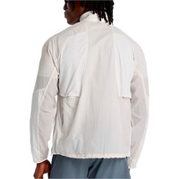 New Balance Chaqueta Running Hombre RC Jacket vista trasera