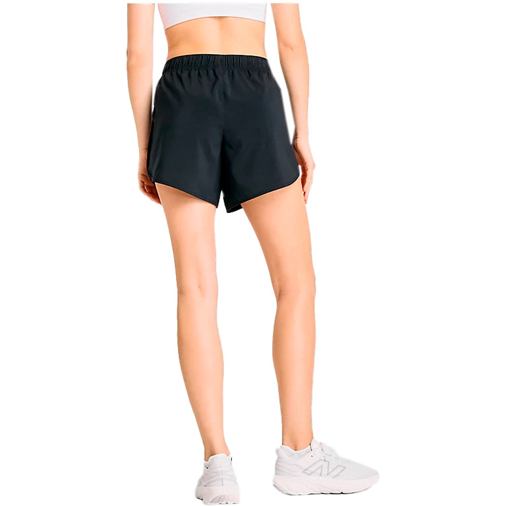 New Balance pantalón running mujer Sport Short 5 vista trasera