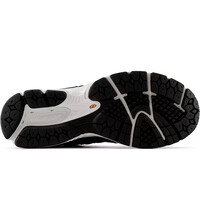 New Balance zapatilla moda hombre 2002R puntera