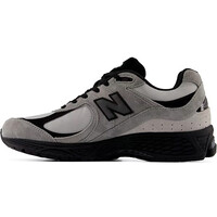 New Balance zapatilla moda hombre 2002R puntera