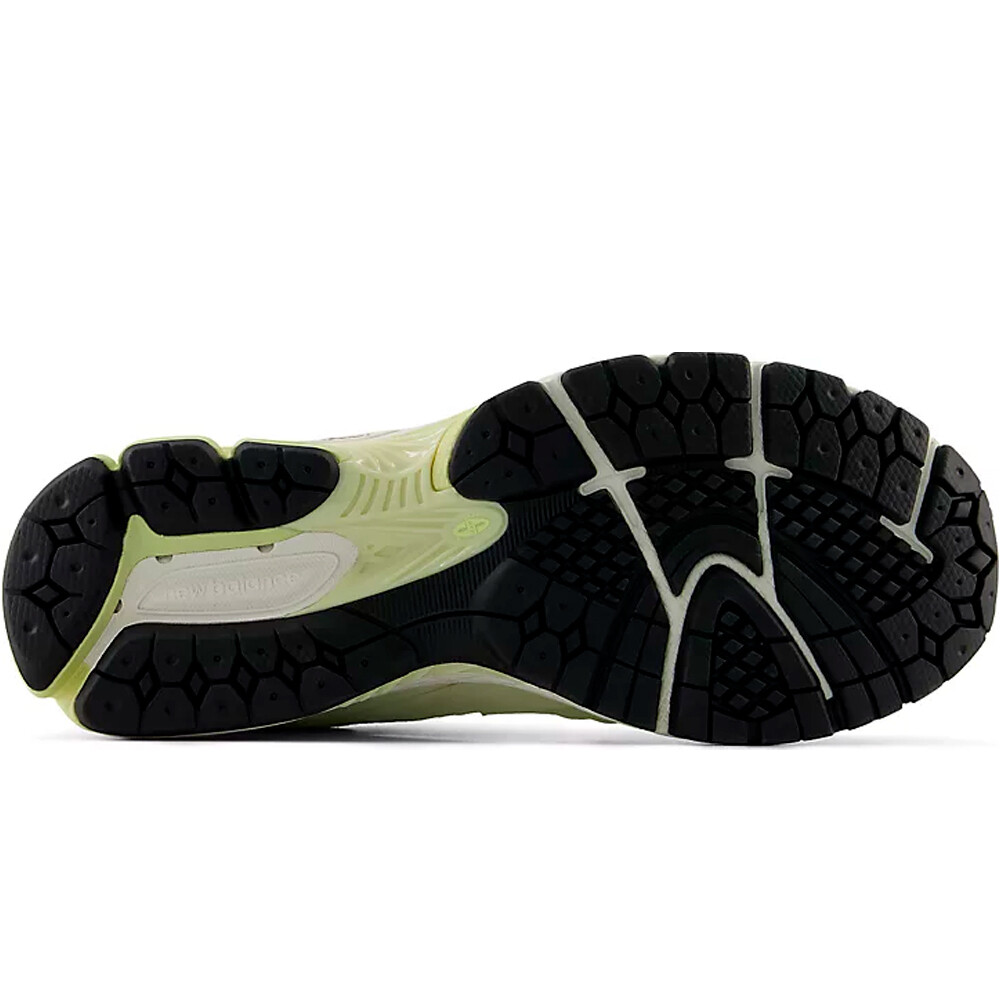 New Balance zapatilla moda hombre 2002R vista trasera