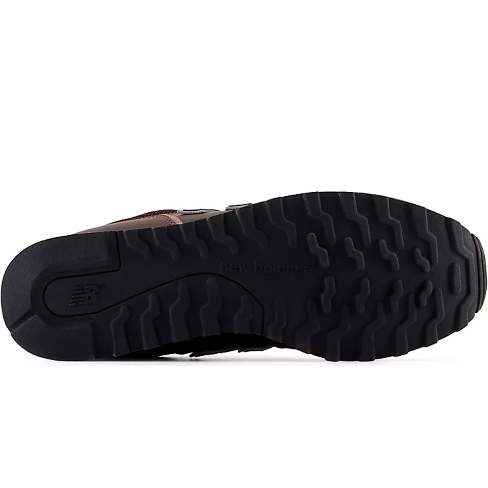 New Balance zapatilla moda hombre 373 v2 vista trasera