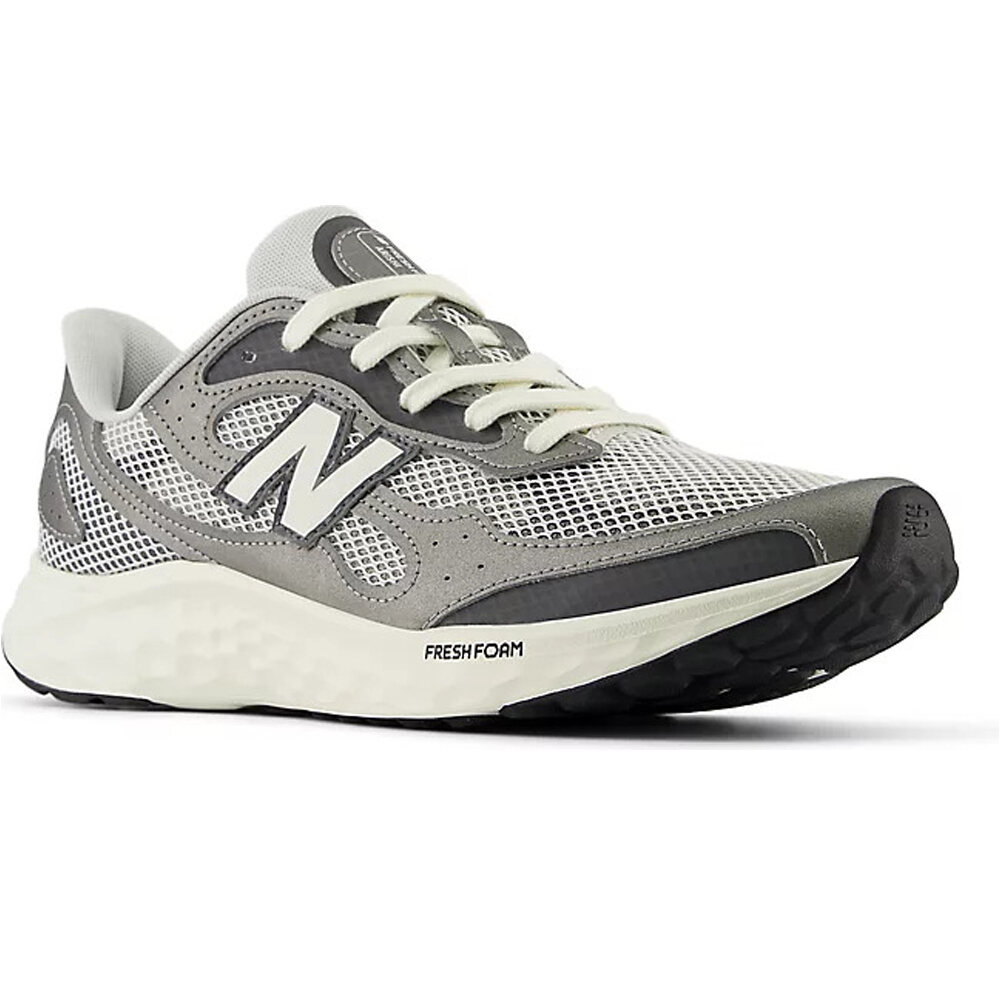 New Balance zapatilla moda hombre Fresh Foam Arishi v4 puntera