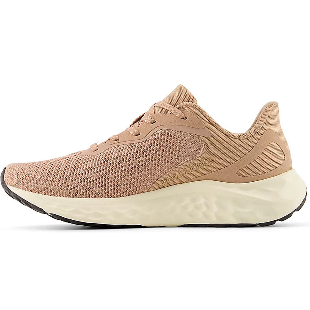 New Balance zapatilla moda mujer FreshFoam Arishi v4 puntera