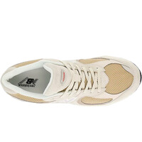 New Balance zapatilla moda mujer U2002R vista superior