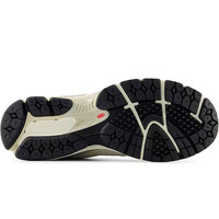 New Balance zapatilla moda mujer U2002R vista trasera