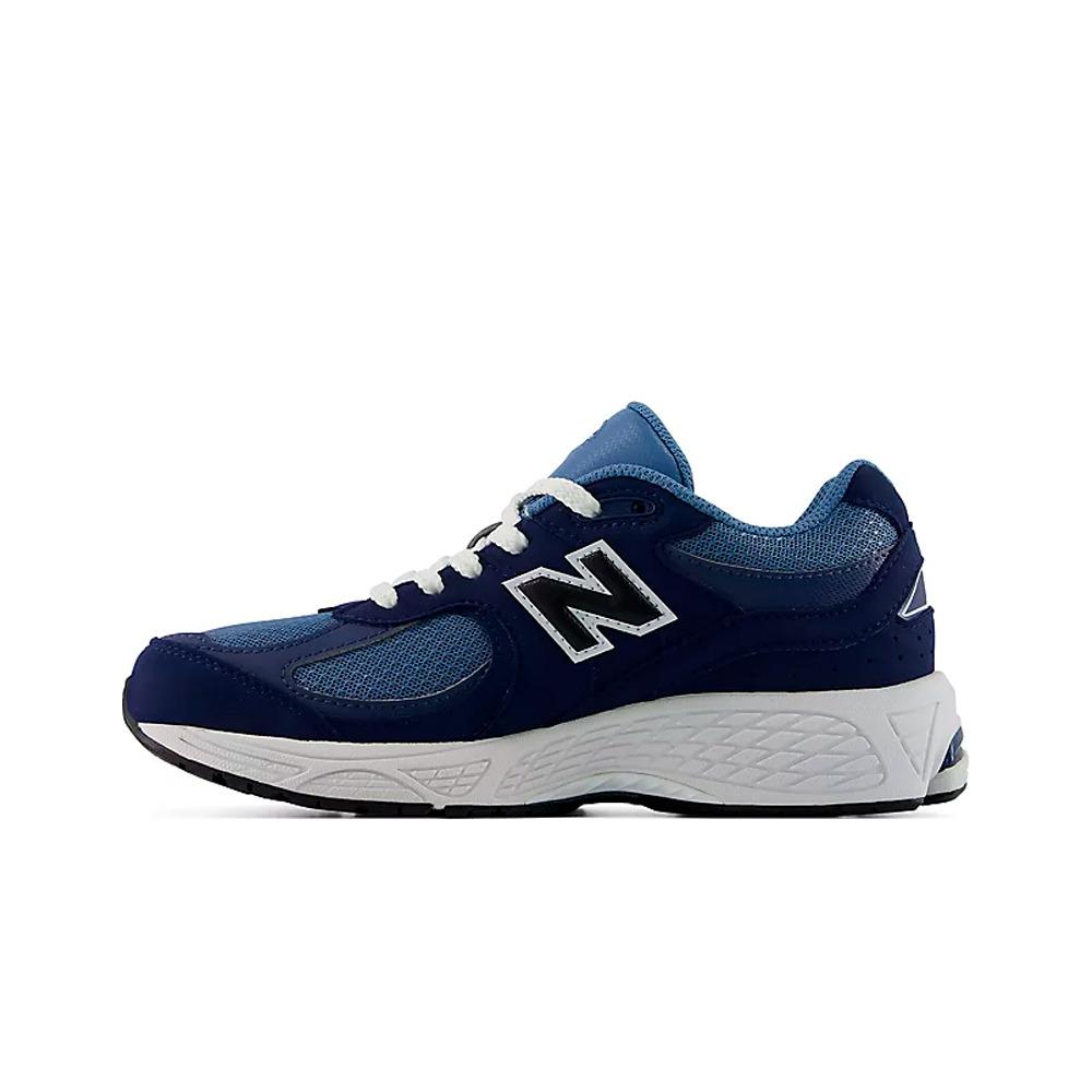 New Balance zapatilla moda niño 2002 LACE puntera