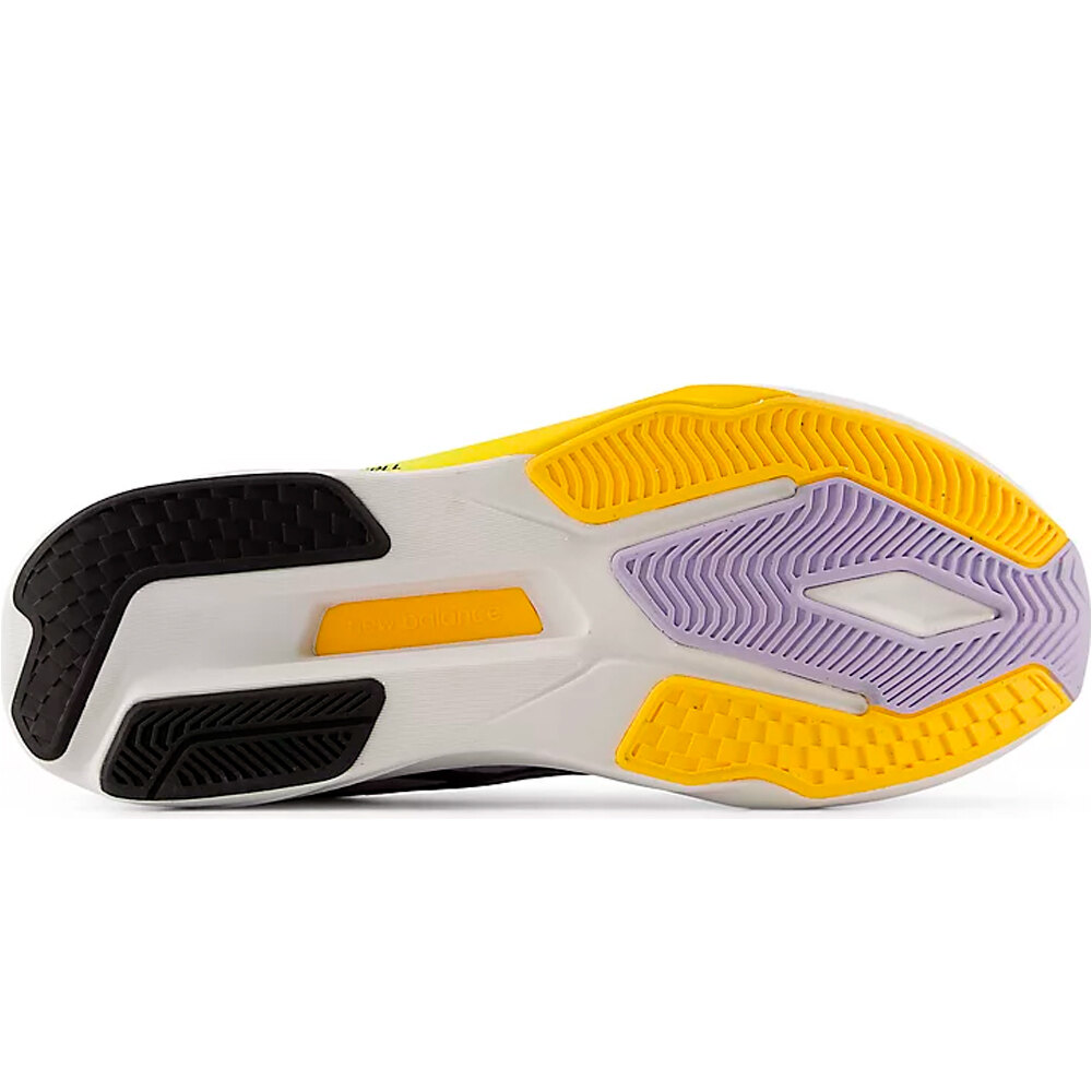 New Balance zapatilla running hombre Fuelcell Flite-R vista trasera