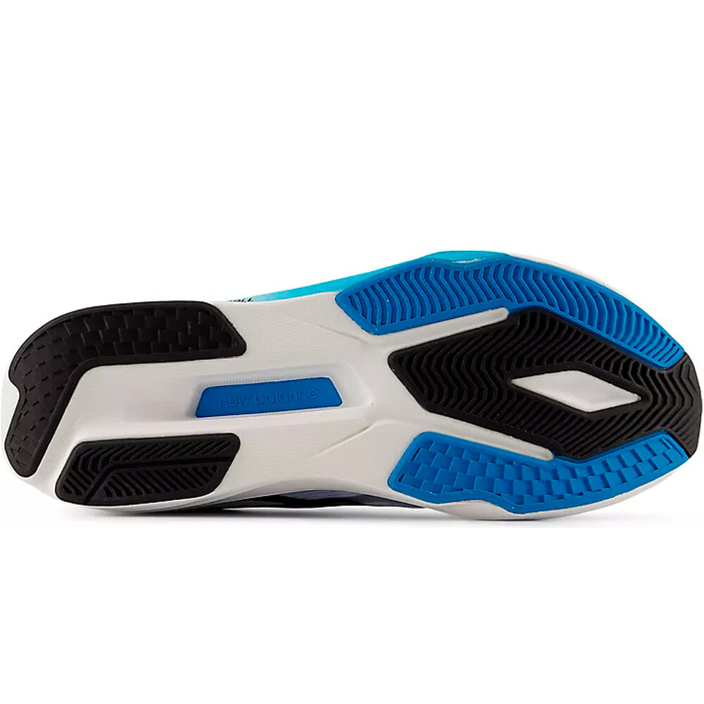 New Balance zapatilla running hombre Fuelcell Flite-R vista trasera